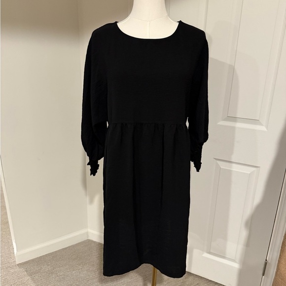 Elegant Black Women's Dress - NWOT - S - Picture 7 of 13